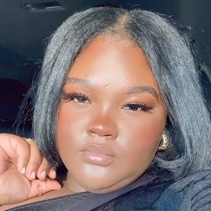 Meet your Posher, Zakeyyah